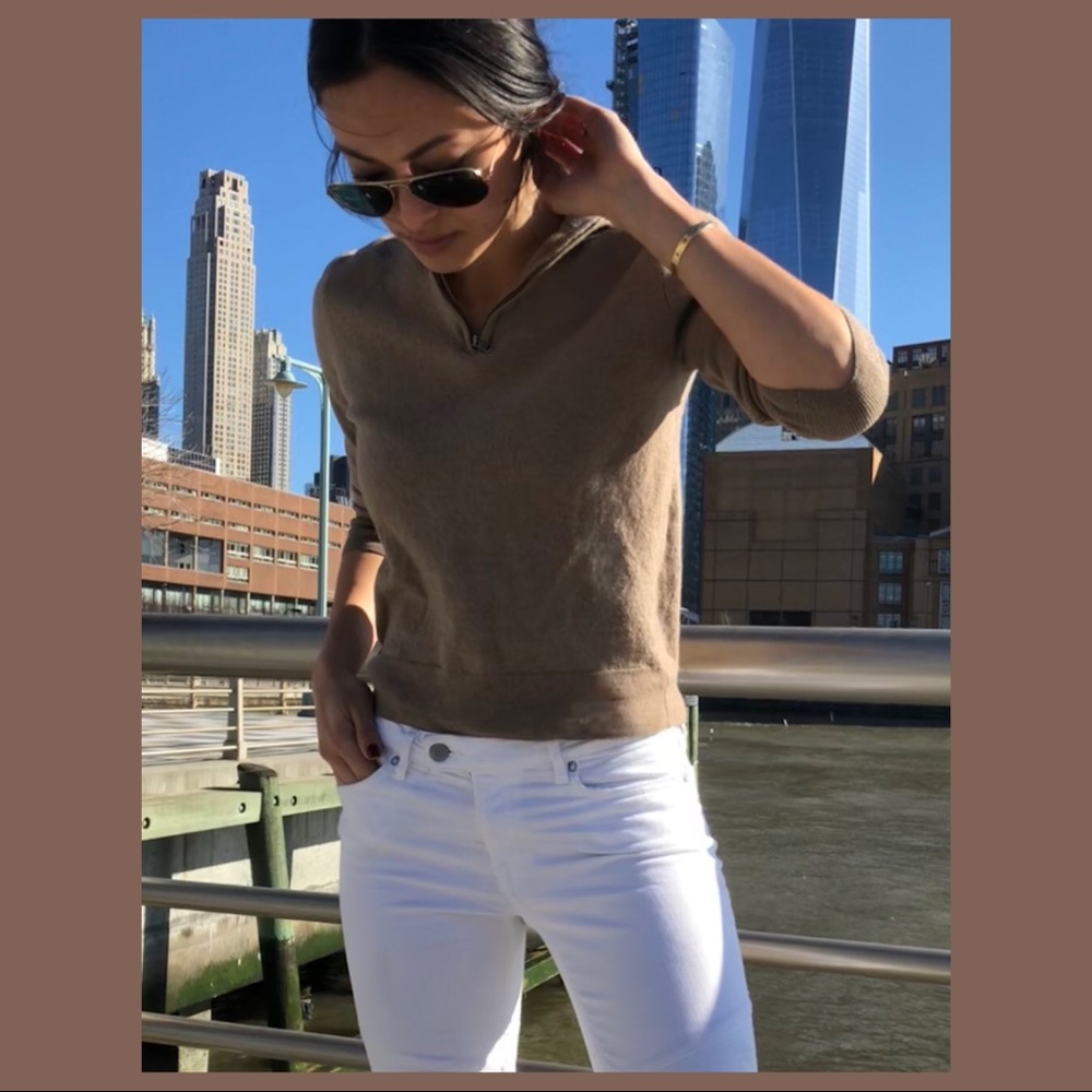 Express // 100% Merino Wool HalfZip Sweater